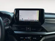 Suzuki Swift 1.2 Style Smart Hybrid | Apple Carplay/Android Auto | Achteruitrij Camera | Adaptive Cruise Control | All-Season | BLISS | LED | LMV 16' | Stoelverwarming |