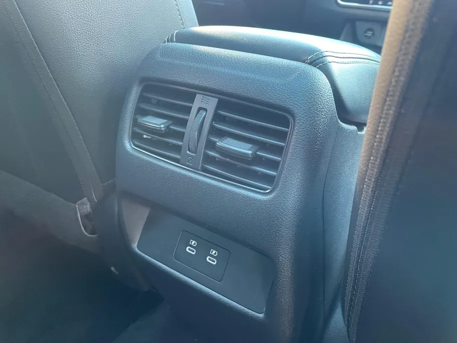 Nissan QASHQAI 1.5 e-Power N-Connecta | Navigatie | 360 camera | Apple Carplay/ Android Auto | Panoramadak | Head-up display | Elektrische achterklep |