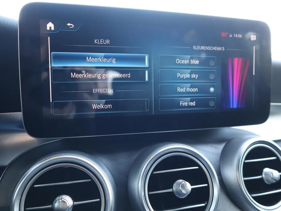 Mercedes-Benz GLC 300e 4MATIC Premium l Trekhaak l Nightpakket l Carplay