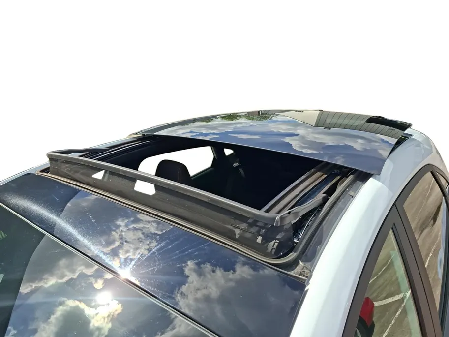 Ford Puma ST-Line 1.0 125 pk Automaat | Stoel- stuur en voorruitverwarming | Trekhaak | Kantel / schuifdak | Adaptieve led koplampen | All weather banden