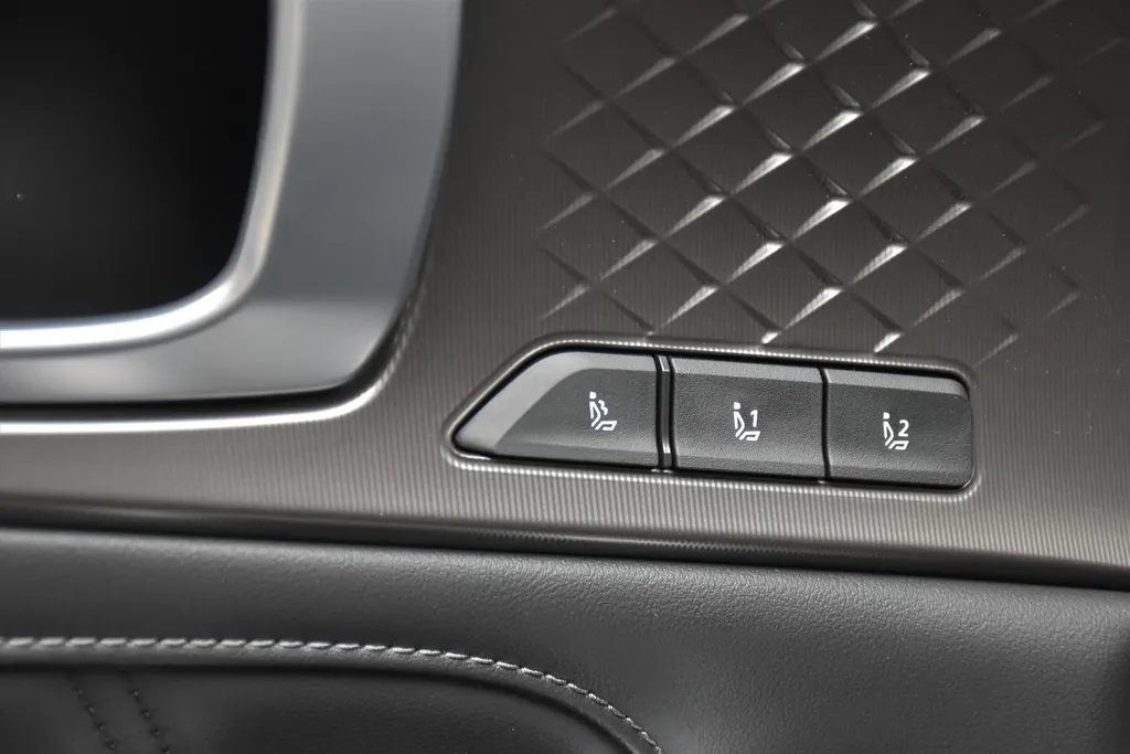 Kia Sorento 1.6 T-GDi 253pk Plug-in Hybrid Aut AWD 7 PERS. ExecutiveLine DIRECT LEVERBAAR