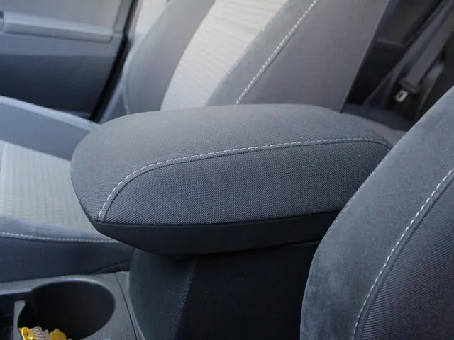 Toyota Auris 1.2T Dynamic | Navi | Cruise | Clima | Trekhaak
