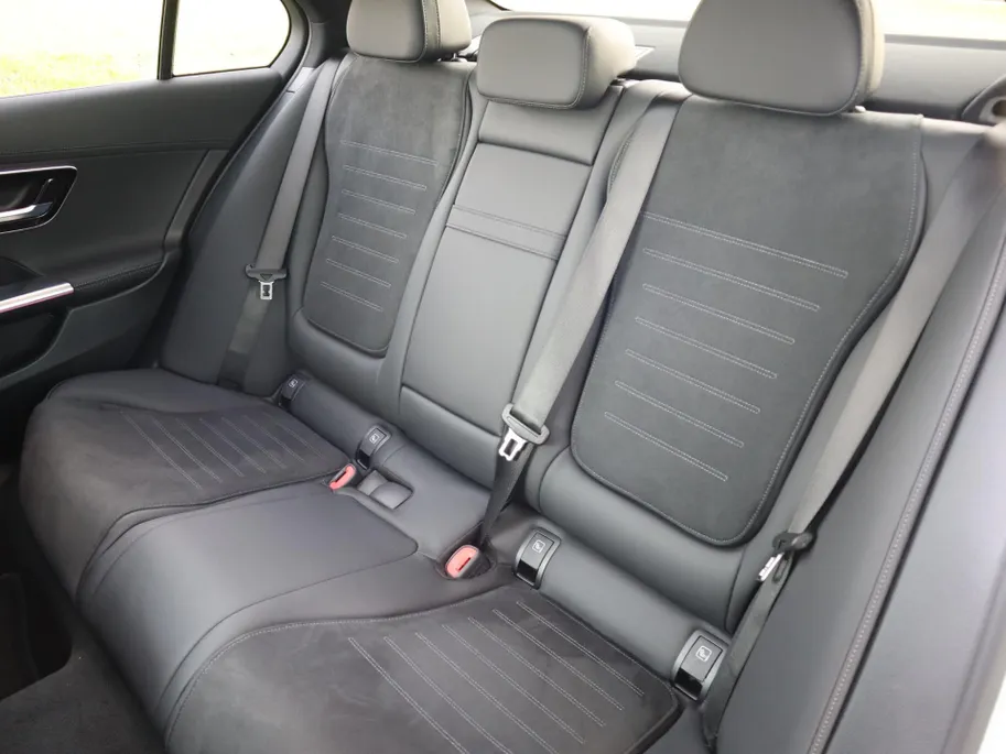Mercedes-Benz C-Klasse 180 Business Solution AMG