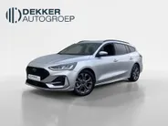 Ford Focus 1.0 EcoBoost Hybrid 125 pk ST Line Wagon Navigatie SYNC4 - Apple Carplay/ Android Auto - Winter Pack