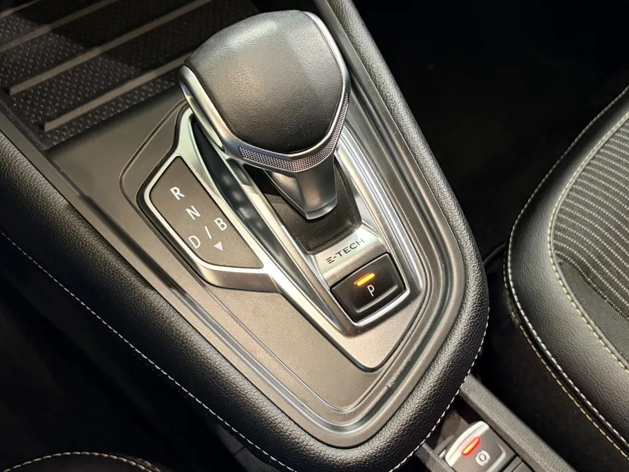 Renault Captur 145PK E-Tech Full Hybrid Engineered Automaat | 1e Eigenaar | Adaptieve Cruise Control | Apple Carplay/Android Auto | Camera | Parkeersensoren | Climate Control | Keyless | Digital Cockpit | Stuurwiel Verwarming |