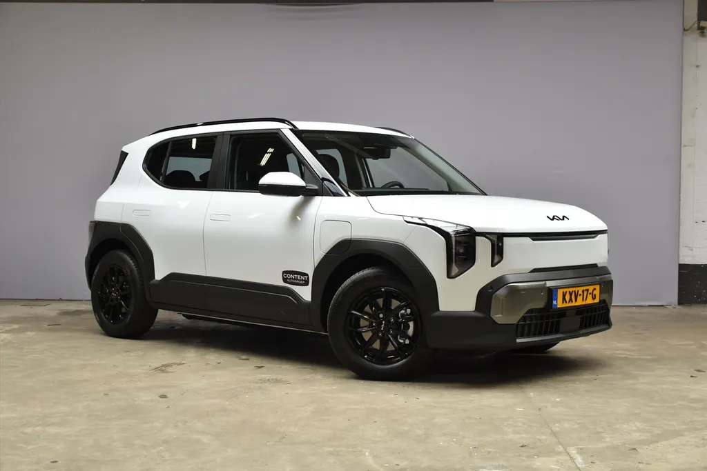 Kia EV2 61 kWh 135pk (5-zits) Air BLACK EDITION