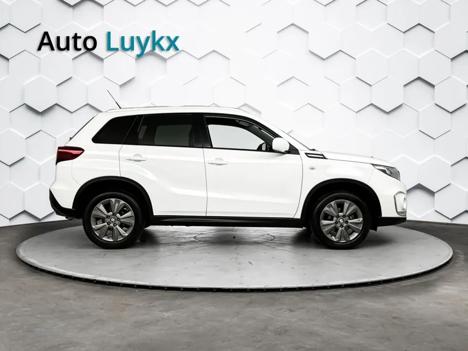 Suzuki Vitara 1.4 Boosterjet Select Smart Hybrid | Navigatie | Parkeercamera | Adaptieve Cruise Control