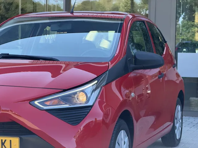 Toyota Aygo 1.0 VVT-i x-fun