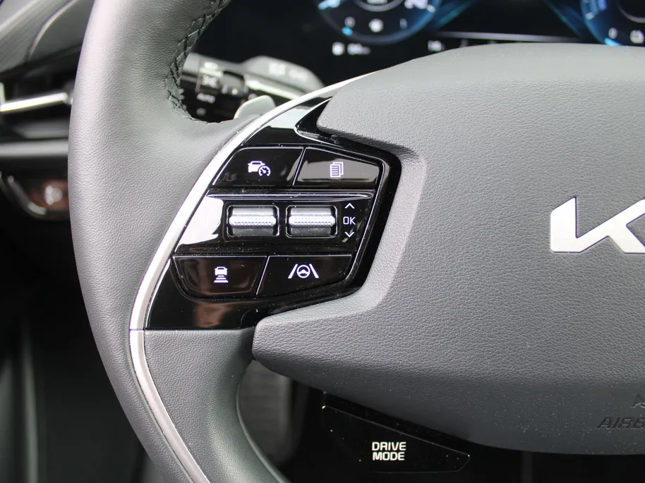 Kia Niro 1.6 GDi Hybrid ExecutiveLine | Stuur-/stoelverwarming + ventilatie | Leer | Schuifdak | 18' LM | Camera | Cruise adapt. | HUD | Zeer mooie auto |