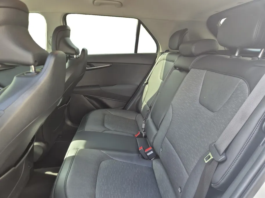 Kia Niro 1.6 GDi PHEV Launch Edition | Cruise Control | Camera | Climate Control | Navigatie | Lederen Bekleding | Memory Stoelen | Stoelverwarming | Stuurverwarming | Stoelventilatie |
