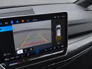 Volkswagen Golf 1.5eTSI/150PK R-Line · Navigatie · Trekhaak · Apple/Android Car Play · Dodehoeksensoren · Stoelverwarming ·  Garantie t/m 08-01-2031 of 100000km.