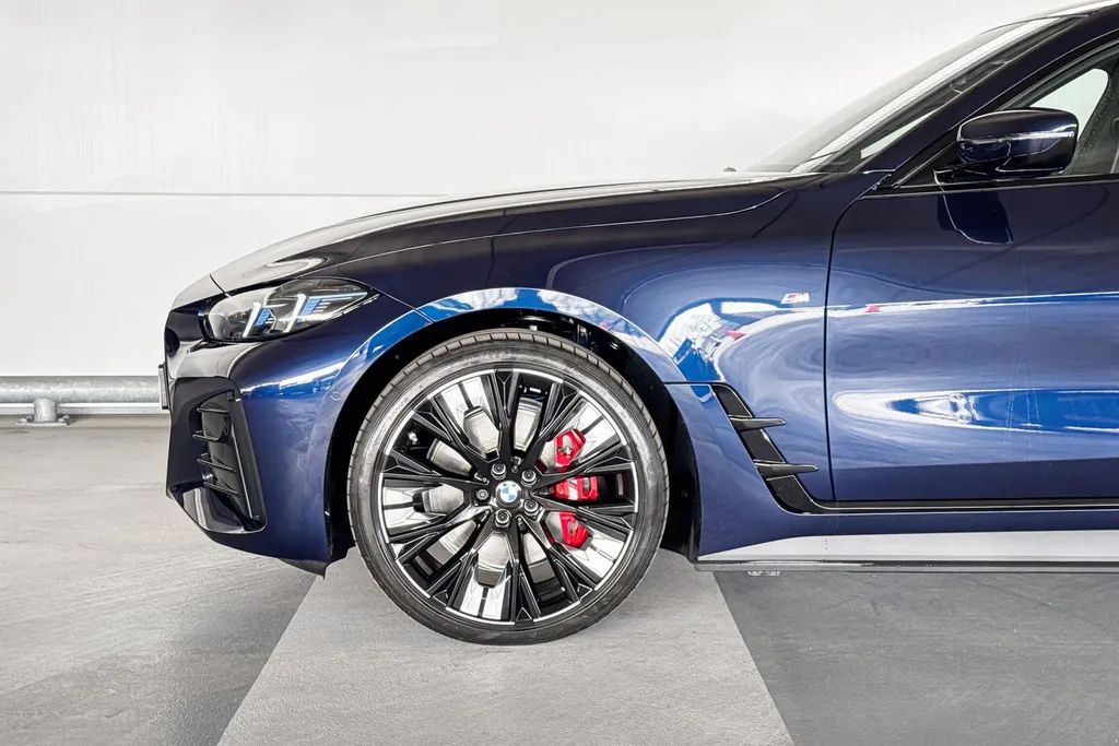 BMW i4 eDrive35 M Sport Edition