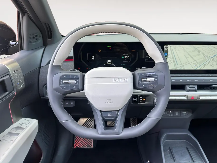 Kia EV3 GT-PlusLine 81.4 kWh Meest Luxe uitvoering | Pano schuifkanteldak | Harman Kardon |  | 360 camera | Fabrieksgarantie t/m 31-3-2033 + 3x 1 jaar* | NAP