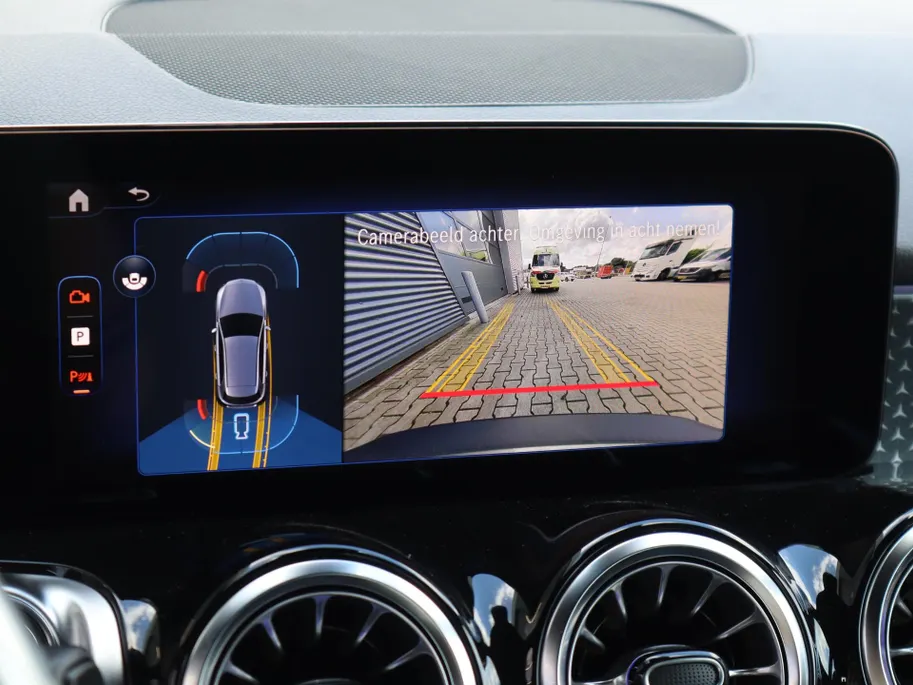 Mercedes-Benz EQB 250+ Business Solution 71 kWh Voorraadactie Voordeel € 6.000,- !!