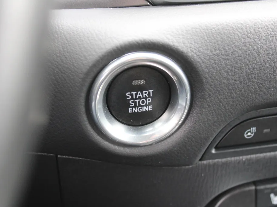 Mazda CX-5 2.0 e-SkyActiv-G AT M Hybrid 165PK Centre-Line C+C | Trekhaak | LED | Navi | Clima | Camera | Dodehoek detectie | Stoel-/stuurverwarming | PDC | 17' LM |