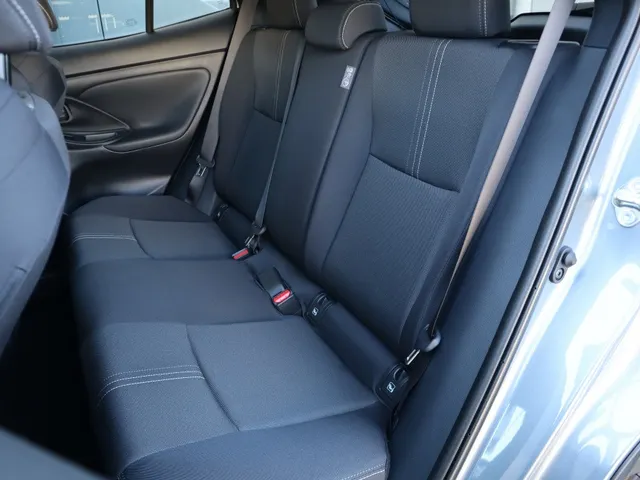 Toyota Yaris Cross 1.5 Hybrid 130 First Editon | Stoel/Stuur Verwarming | Dodehoek Detectie | Carplay
