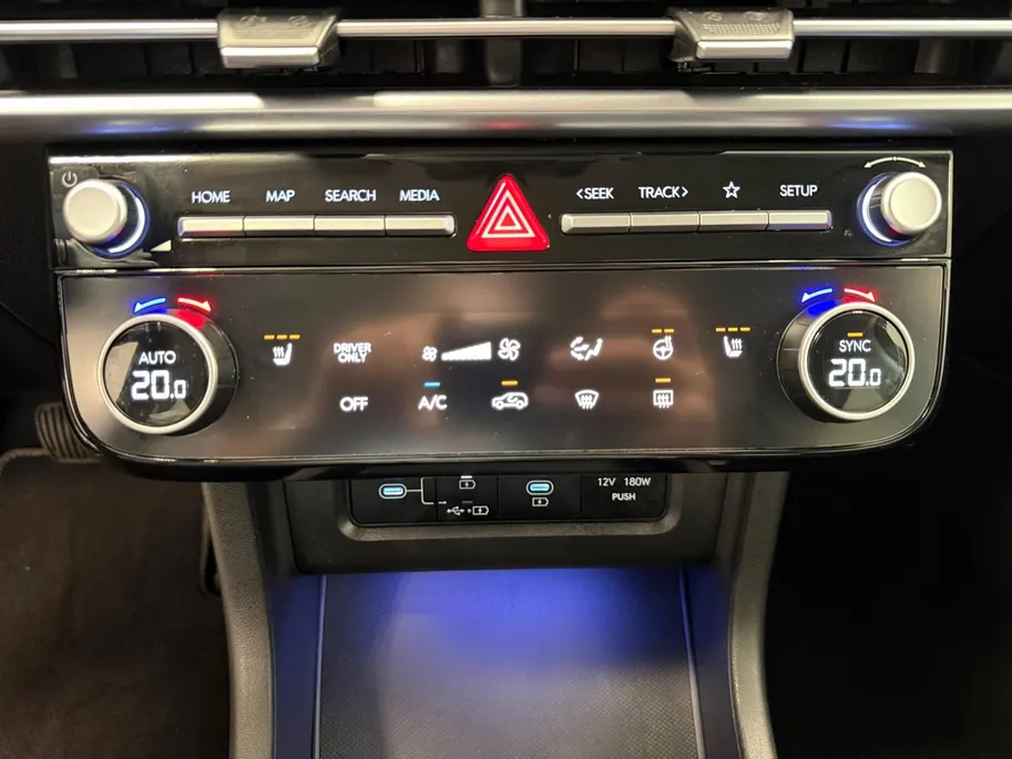 Hyundai Tucson 1.6 T-GDI HEV Comfort Smart | 4 JAAR GARANTIE | NAP |