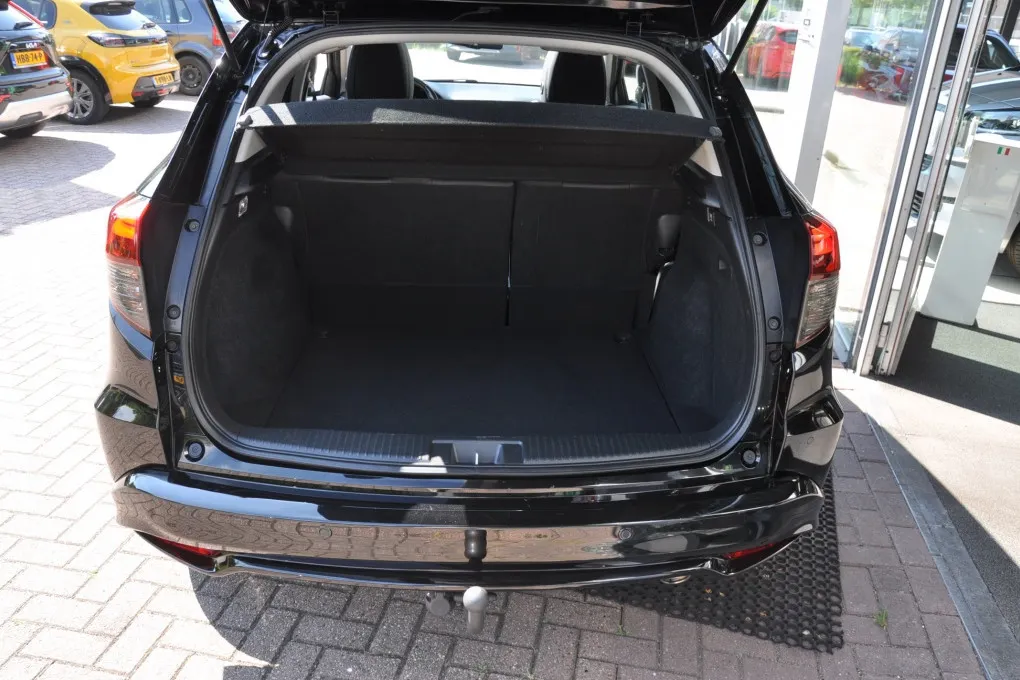 Honda HR-V 1.5 i-VTEC Executive Panorama Trekhaak