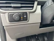 Volkswagen Bedrijfswagens Transporter 2.0TDi 110pk Bestelwagen L2 · Apple Carplay / Android Auto · Schuifdeur links en rechts · Trekhaak · Bijrijdersbank ·