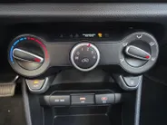 Kia Picanto 1.0 DPI DynamicLine Automaat | Metallic lak | Fabrieksgarantie | Carplay | Navigatie | Camera | NAP