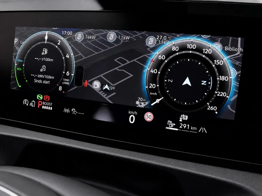 Volkswagen Tiguan 1.5 eHybrid 272pk DSG R-Line Business · Trekhaak · Panoramadak · Dodehoeksensoren · Apple/Android Car Play · Camera · Garantie t/m 23-08-2028 of 100.000km
