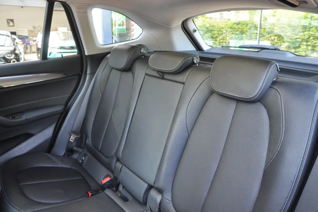 BMW X1 sDrive20i Or.Ed.II Pano dak Head-Up