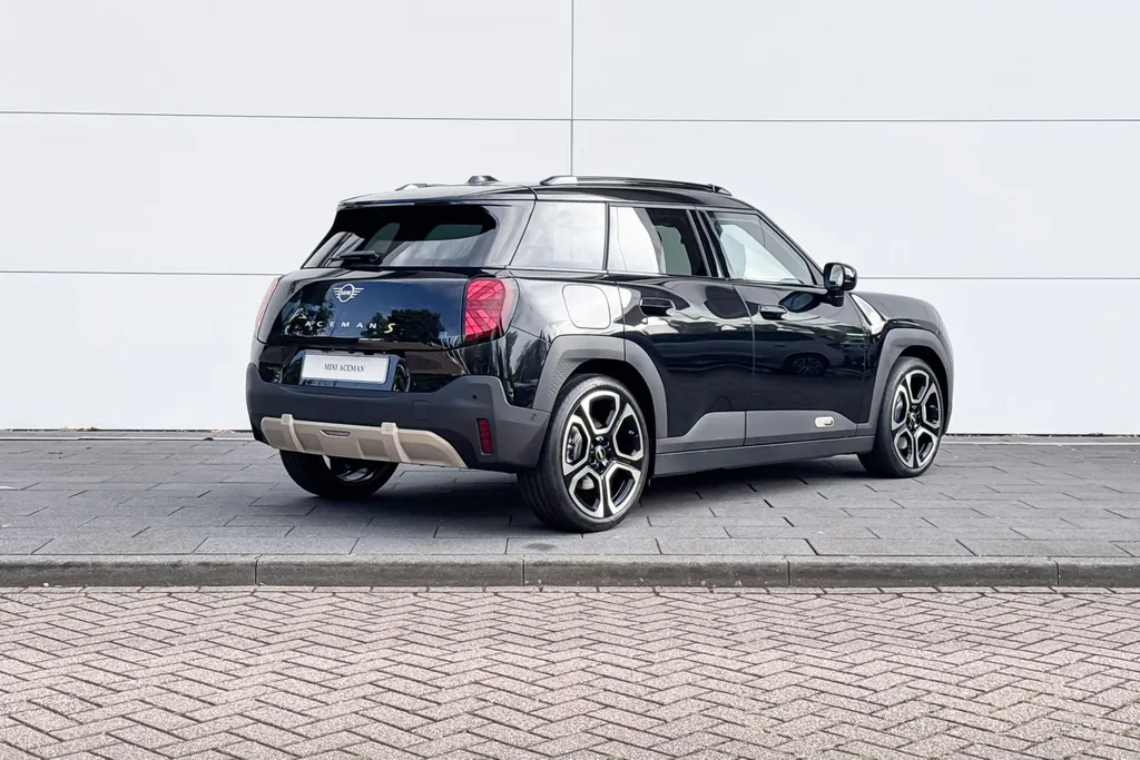 MINI Aceman SE Favoured XL 54.2 kWh