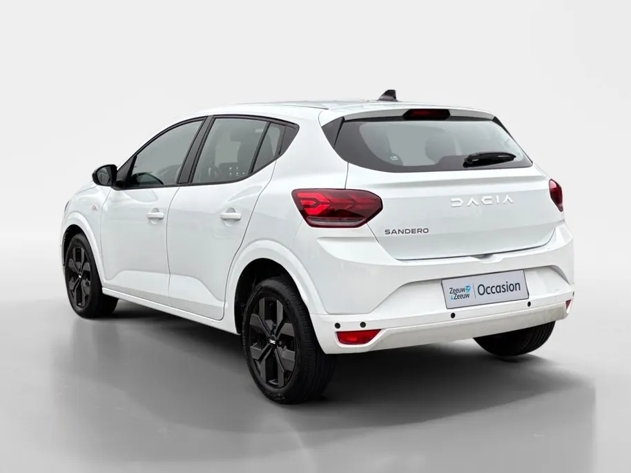 Dacia Sandero 90PK TCe Journey | Camera | Armsteun | Climate Control | Parkeersensoren | Apple CarPlay/Android Auto | Licht & Regen Sensor | Cruise Control | Lichtmetalen Velgen | Full LED |