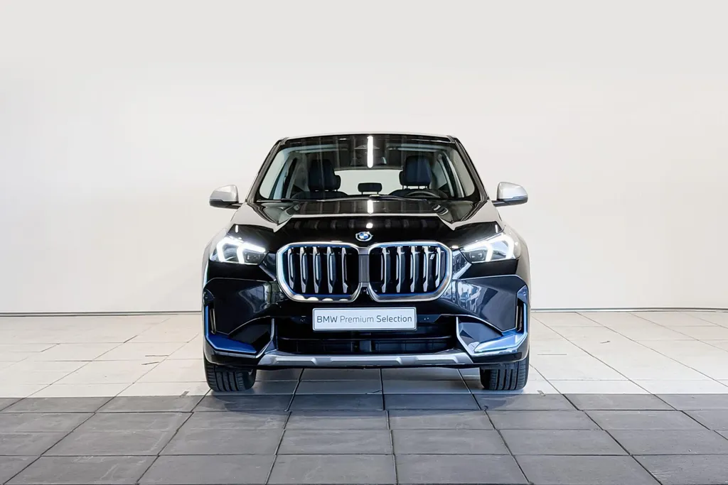 BMW iX1 xDrive30 Launch Edition