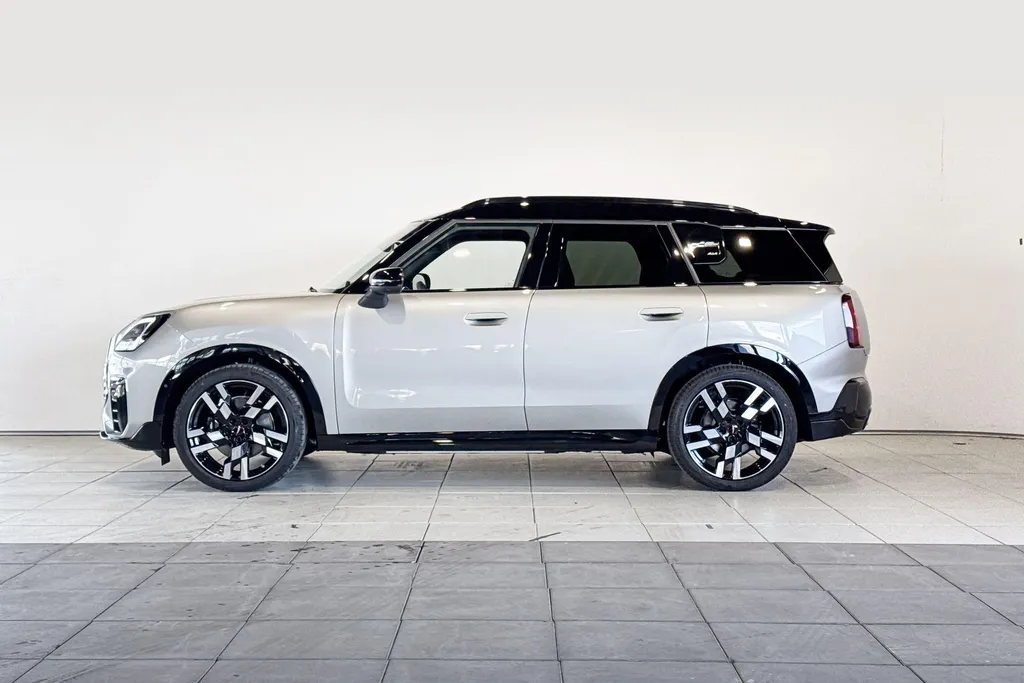 MINI Countryman Electric SE ALL4 John Cooper Works Pakket L