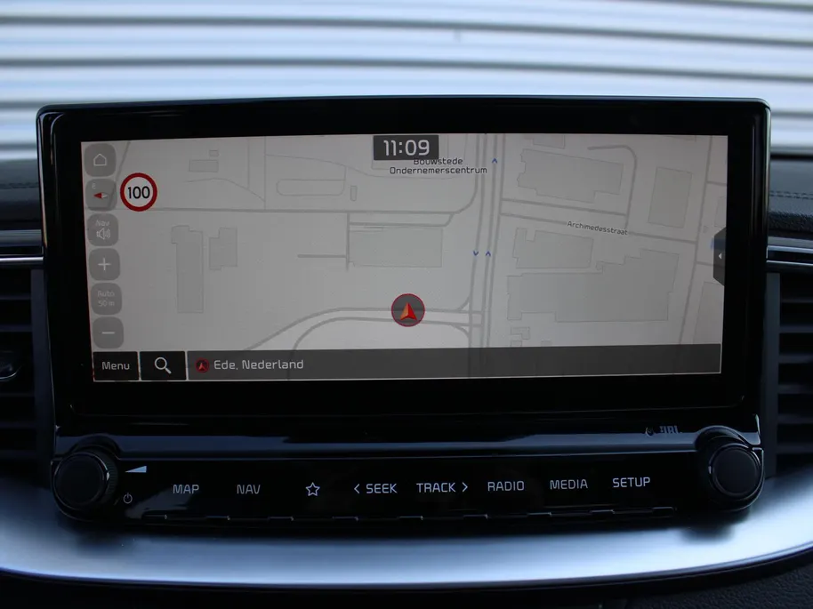 Kia XCeed 1.4 T-GDi ExecutiveLine | Trekhaak | Schuif-/kanteldak | Stuur-/stoelverwarming + ventilatie | 18' LM |
