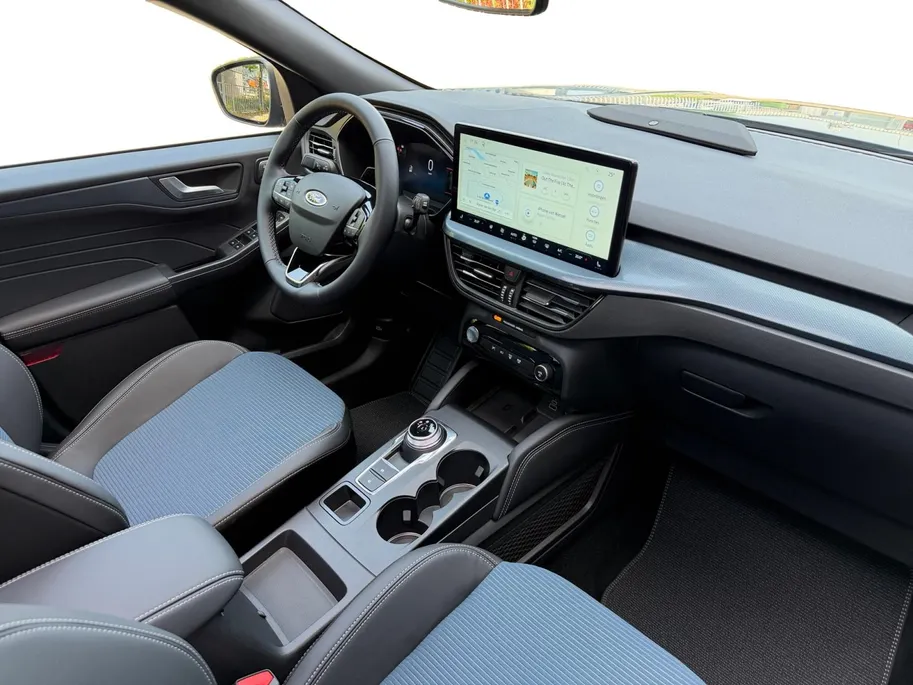 Ford Kuga 2.5 PHEV BlueCruise Edition | 3 Weken Verwachte Levertijd | €4.000,- Ready Set Ford Bonus | Elektrisch Wegklapbare Trekhaak | Panoramadak | Incl. Lifetime BlueCruise | B&O Premium Audio | 360 Graden Camera | 20' Lichtmetalen Velgen | Matrix LED Koplamp