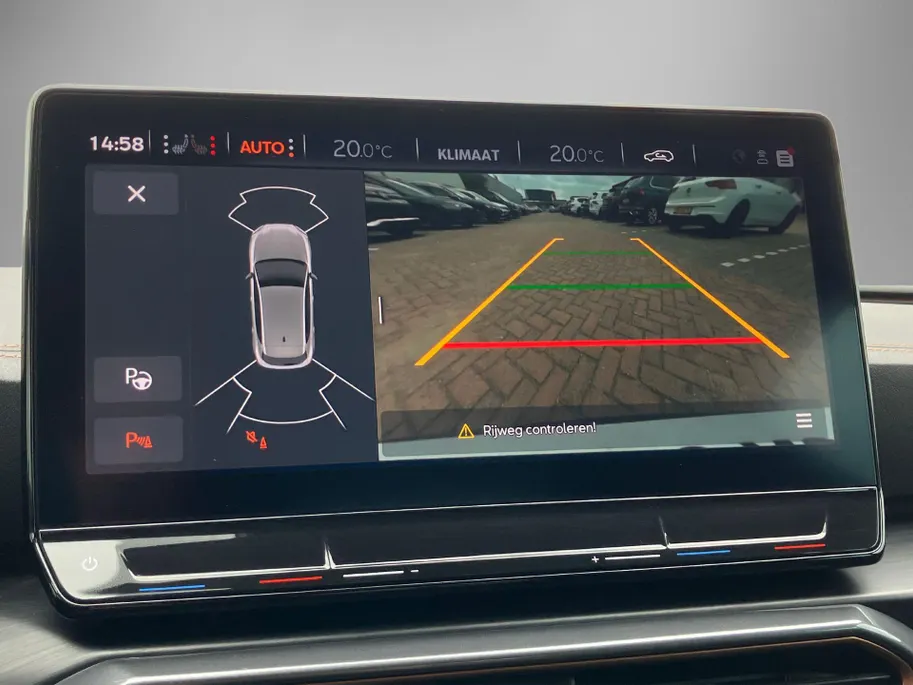 CUPRA Leon 1.4e-Hybrid 180kW/245PK VZ · Leder kuipstoelen · Panoramadak · Navigatie · Camera · Dodehoeksensoren ·