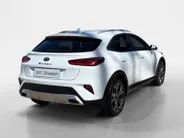 Kia XCeed 1.0 T-GDi DynamicPlusLine | Stoel- en stuurverwarming | Keyless entry/start | Achteruitrijcamera | Parkeersensoren achter | Apple/Android Carplay | Cruise control | Climate control | Navi