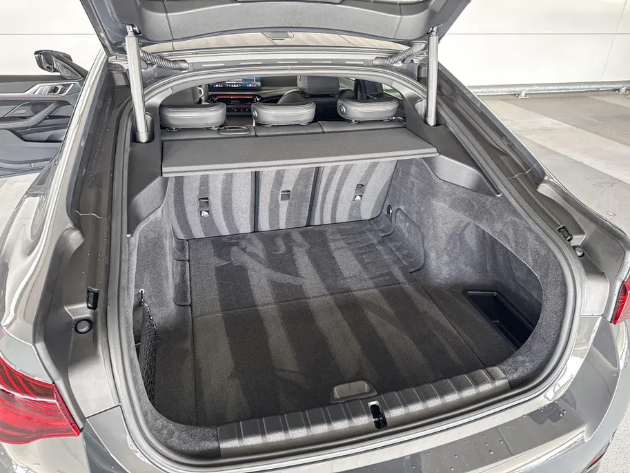 BMW i4 eDrive40 84 kWh