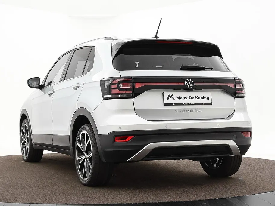 Volkswagen T-Cross 1.0 TSI 110pk DSG Style · Camera · Dodehoeksensor · Keyless · Stoelverwarming · ACC · 18'Velgen ·