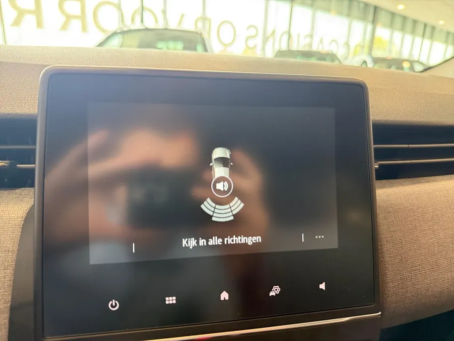Renault Clio 1.0 TCe 90 GPF evolution *Navi(Carplay)*Airco*Parkeersensoren*Lane Assist*Cruise