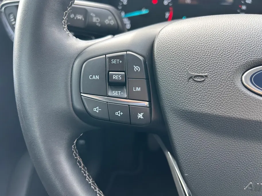 Ford Fiesta 1.0 EcoBoost Hybrid Titanium | Apple Carplay/Android Auto | Winter pack |  keyless entry |keyless start | Cruise control |