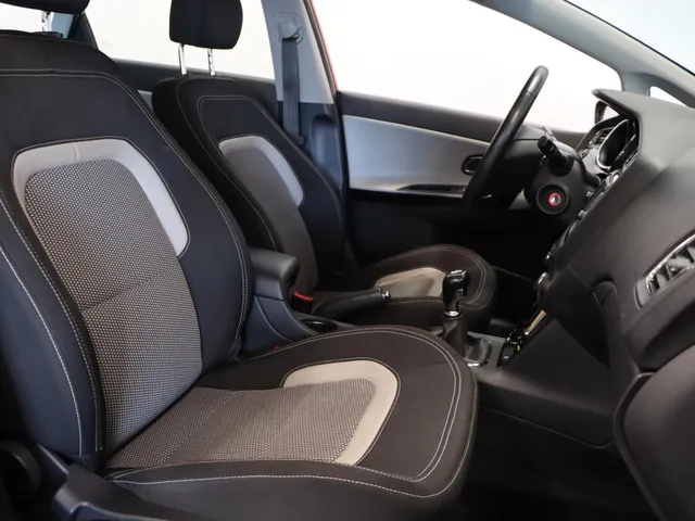Kia cee'd Sportswagon 1.6 GDI Plus Pack