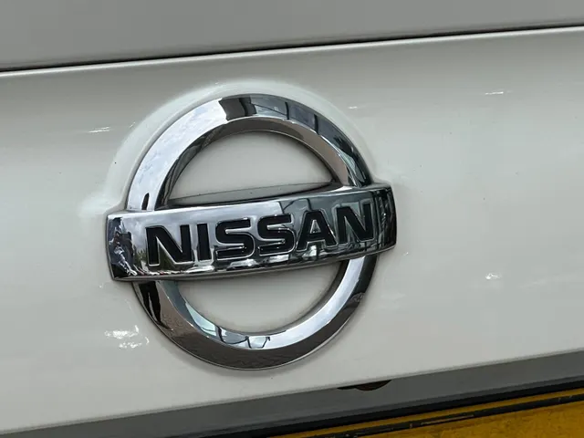 Nissan QASHQAI 1.2 N-Connecta | NAVIGATIE | PANORAMA DAK | 360 CAMERA | 18 INCH | CRUISE CONTROL | CLIMATE CONTROL |