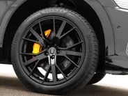 Audi e-tron 55 quattro S edition 95 kWh 408pk SOH 95,1 % · Panoramadak · Camera · Luchtvering · Elek. Stoelen + Geheugen · Afneembare Trekhaak · Matrix LED · Keyless ·