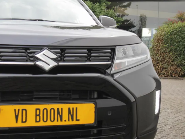 Suzuki Vitara 1.5 Hybrid Style Automaat | Navi | Adap Cruise | Panodak | Trekhaak | All Season