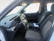 Ford Tourneo Courier 1.0 EcoBoost | Apple Carplay/Android Auto | Navigatie | Camera | Climate Control | Parkeersensoren | Stuurbediening | Hoge Instap