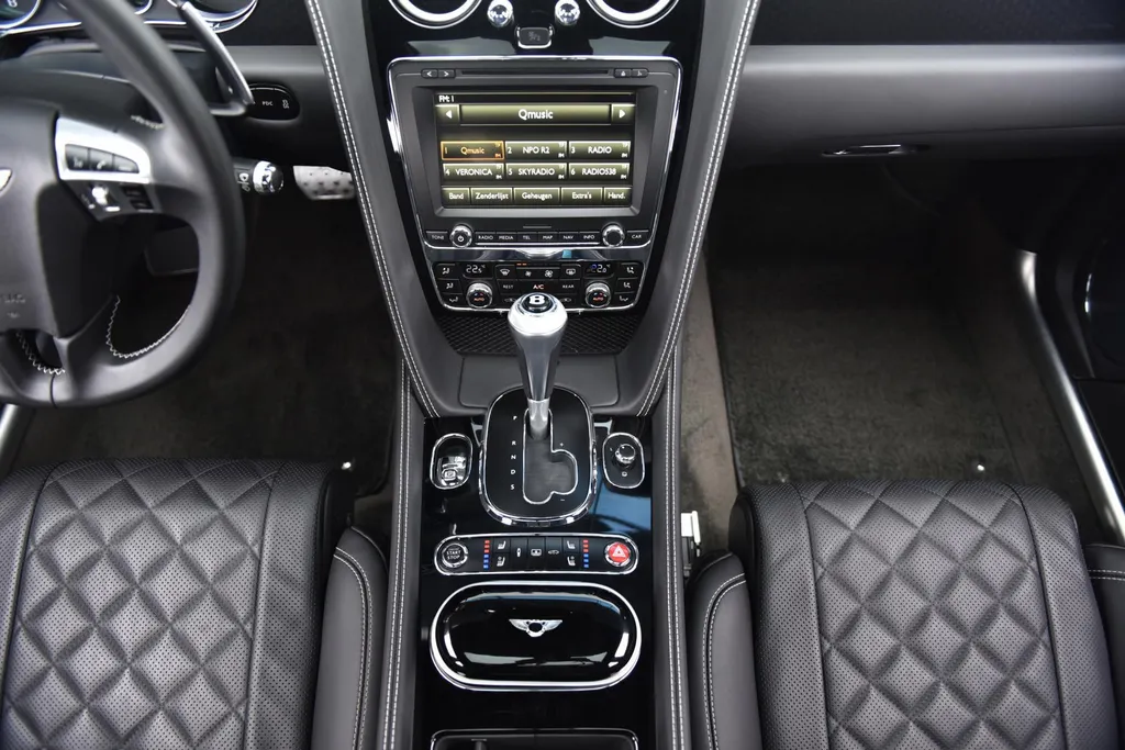 Bentley Flying Spur 6.0 W12 S