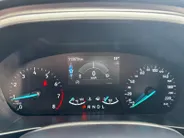 Ford Focus Wagon 1.0 EcoBoost Hybrid Titanium | Trekhaak | Stoel, stuur en voorruitverwarming | Cruise | Climate