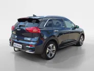 Kia e-Niro ExecutiveLine 64 kWh 1e Eigenaar | 3 Fase laden | Metallic lak | Trekhaak | Fabrieksgarantie 27-1-2029 + 3x 1 jaar* | NAP