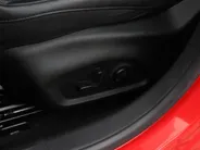 Jeep Compass 4xe 240 PK Hybrid S | Leder | Navi | Winter | Trekhaak | 19'