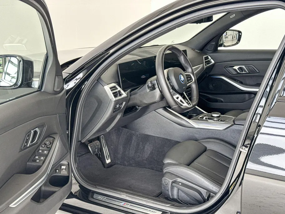 BMW 3 Serie Touring 330e M Sportpakket Pro