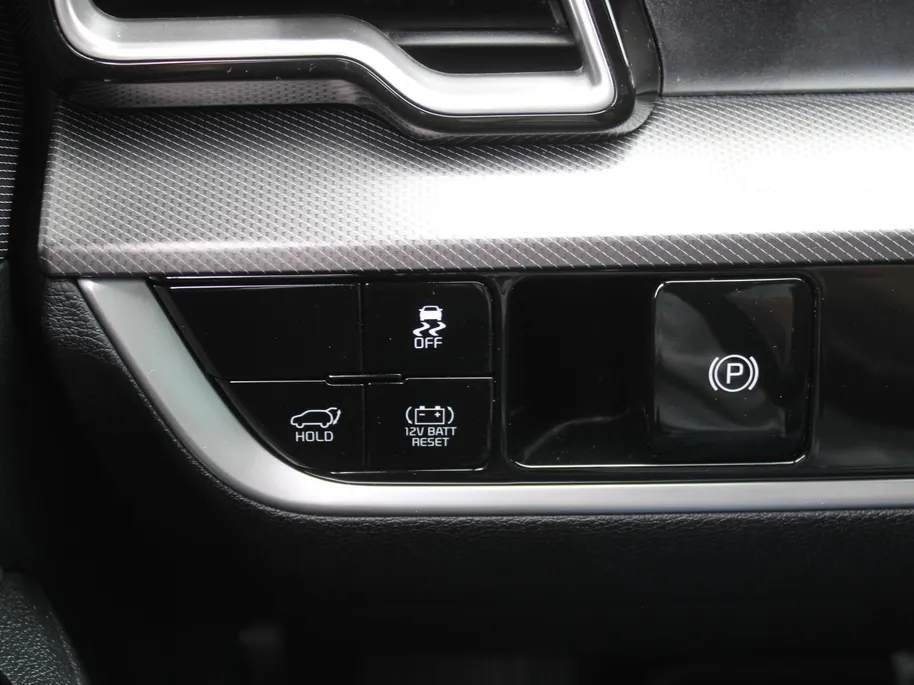 Kia Sportage 1.6 T-GDi Hybrid GT-Line | Stuur-/stoelverwarming | Elek. stoelverstelling + achterklep | Schuifdak | 18' LM | Cruise adapt. | Camera |