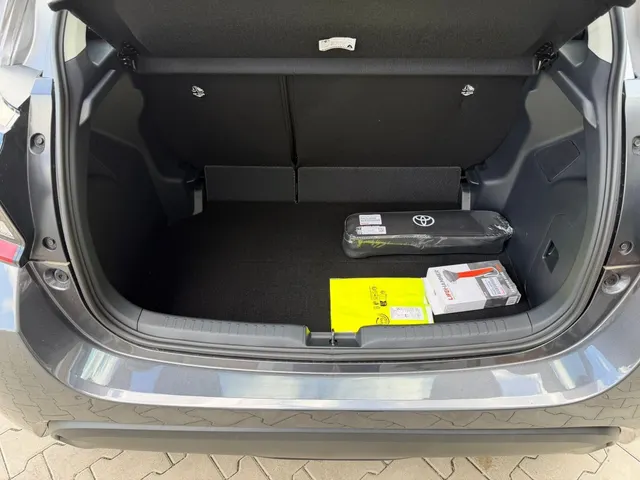 Toyota Yaris 1.5 Hyb. 115 Comfort | Camera | Adap. cruise | Carplay |